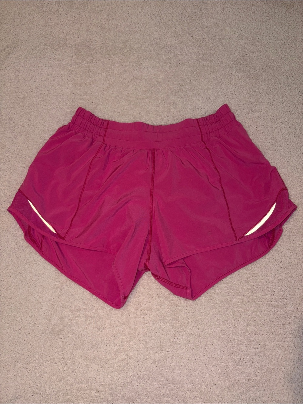 Lululemon Women's Hotty Hot Low Rise 4” Shorts
